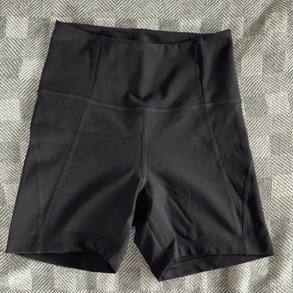 Girlfriend Collective High Rise Run Short - Picture 2 of 6